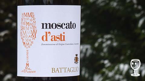 P1130091 Moscato d Asti etiketa