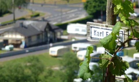 BL P1380001 Cedule Karl Erbes na ET