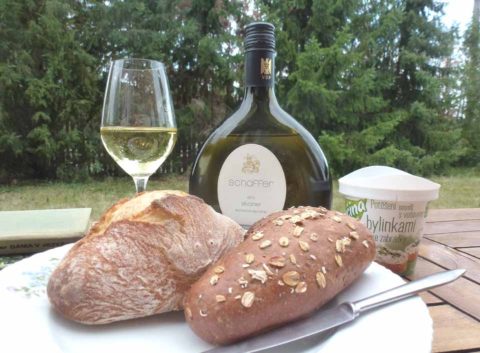 FB P1420589 Silvaner a chleba